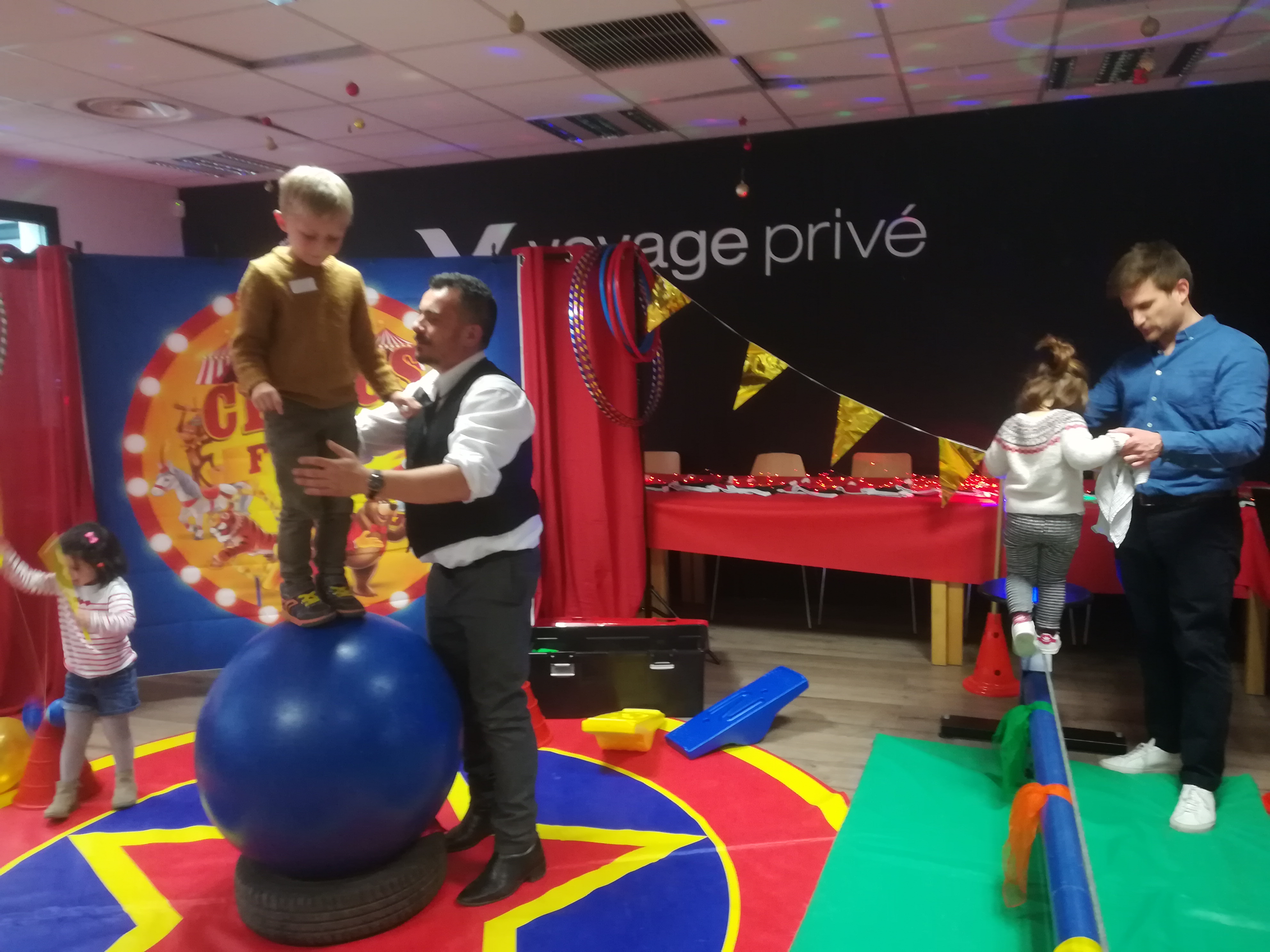 location atelier cirque mf factory marseille